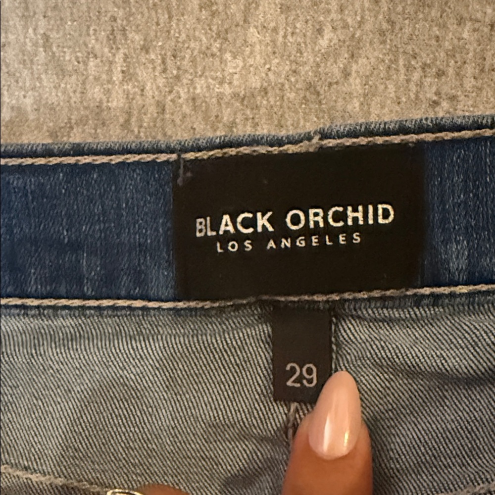Black Orchid High Rise Blue Jeans - Picture 2 of 13